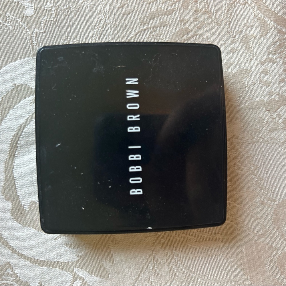 Bobbi brown powder